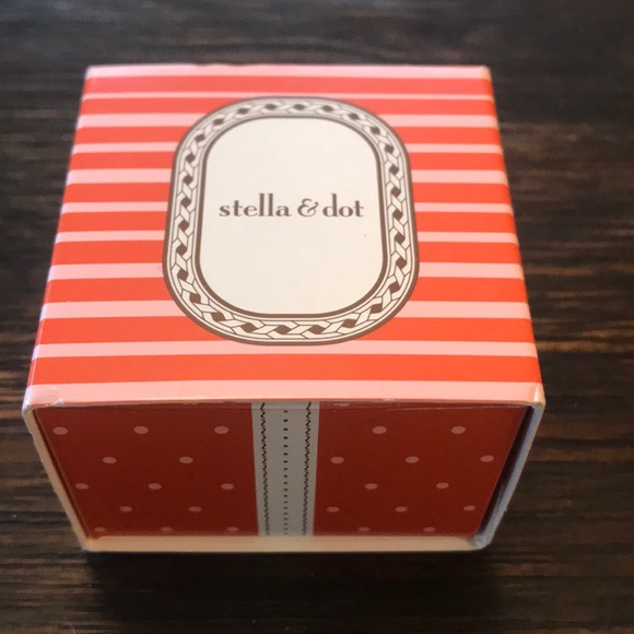 4 Stackable, multi-tone rings by Stella & Dot - Picture 3 of 6